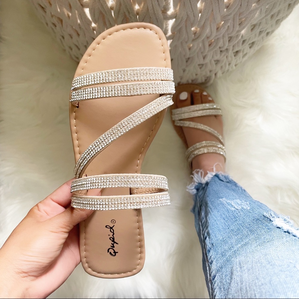 NEW Janet Sandal- in Nude